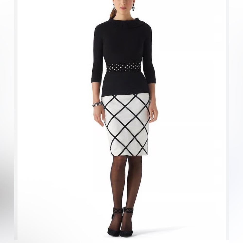 WHITE HOUSE BLACK MARKET Diamond Pattern Women’s White Black Skirt SZ 00 EUC